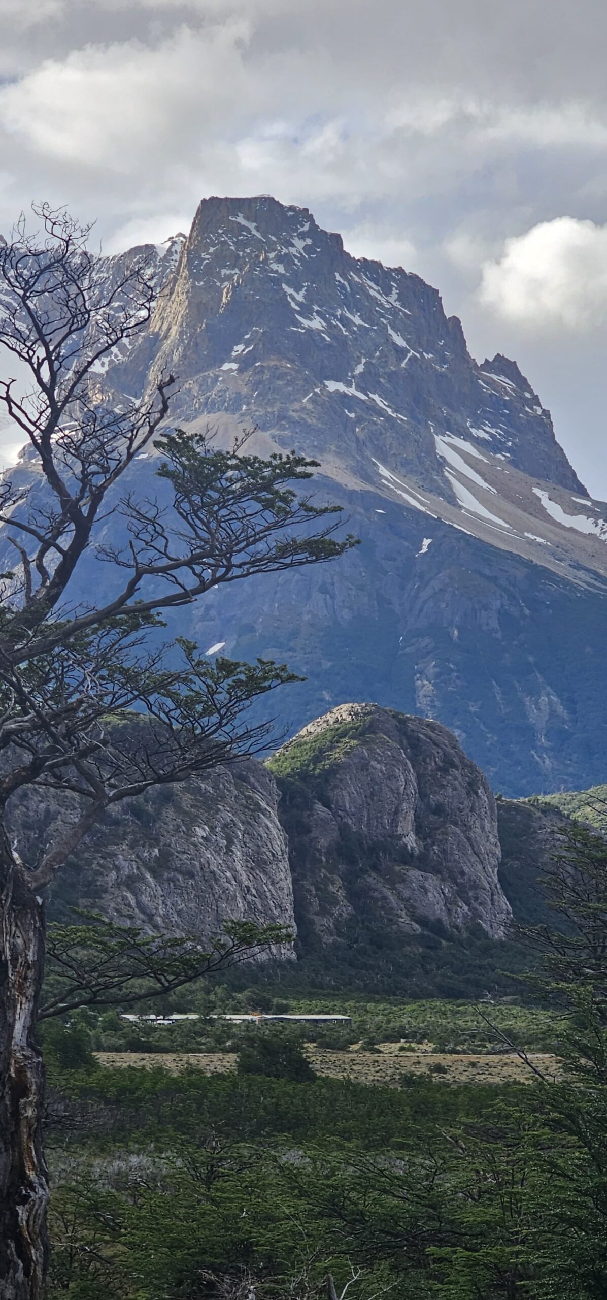 piedra del fraile hike through the forest outside of Los Glaciares National Park